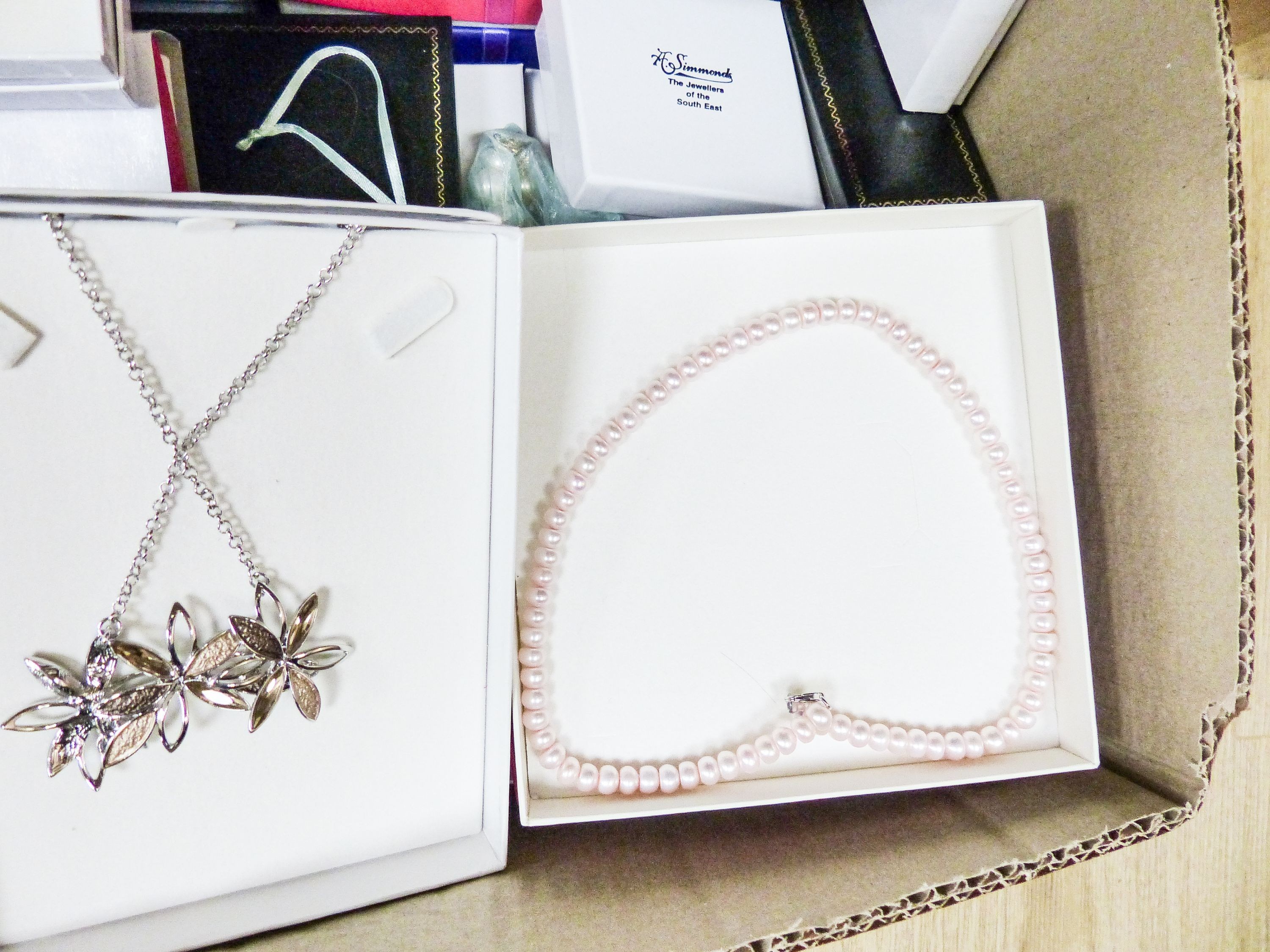 A modern 9ct gold fringe necklace, 38cm, 21.2 grams and a large quantity of mainly boxed modern costume jewellery.